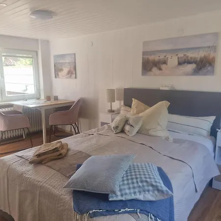Haus-fehmarn-am-dorfteich-|-wohnung-4 アパート